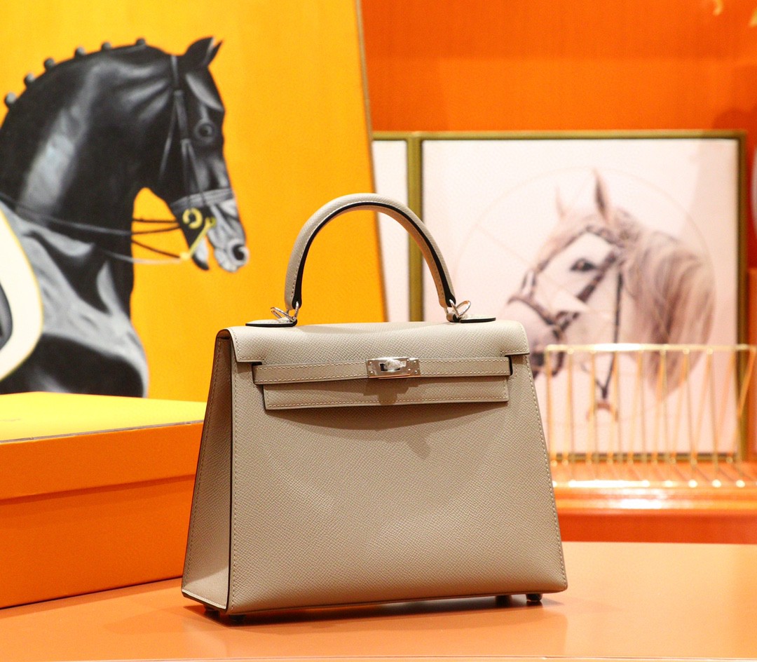Hermès（爱马仕）Kelly 凯莉包 风衣灰 Epsom 小牛皮 全手缝 银扣 25cm
