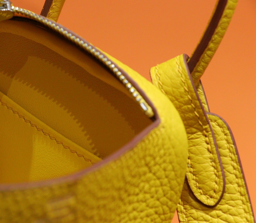 Hermès（爱马仕）Lindy 琳迪包 琥珀黄 Togo小牛皮 全手缝 银扣 20cm