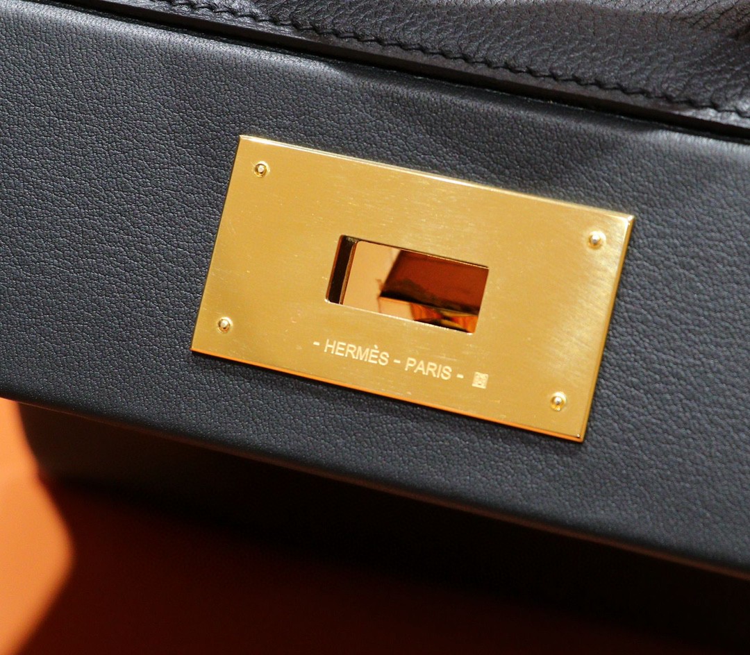 Hermès（爱马仕）Mini kelly 2424 黑色 evercolor 金扣 21cm