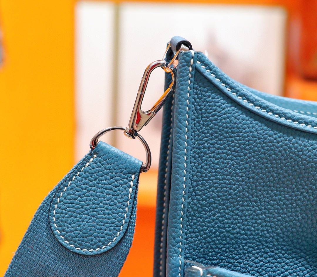 Hermès（爱马仕）Evelyne 伊芙琳 牛仔蓝 Togo 小牛皮 银扣 28cm