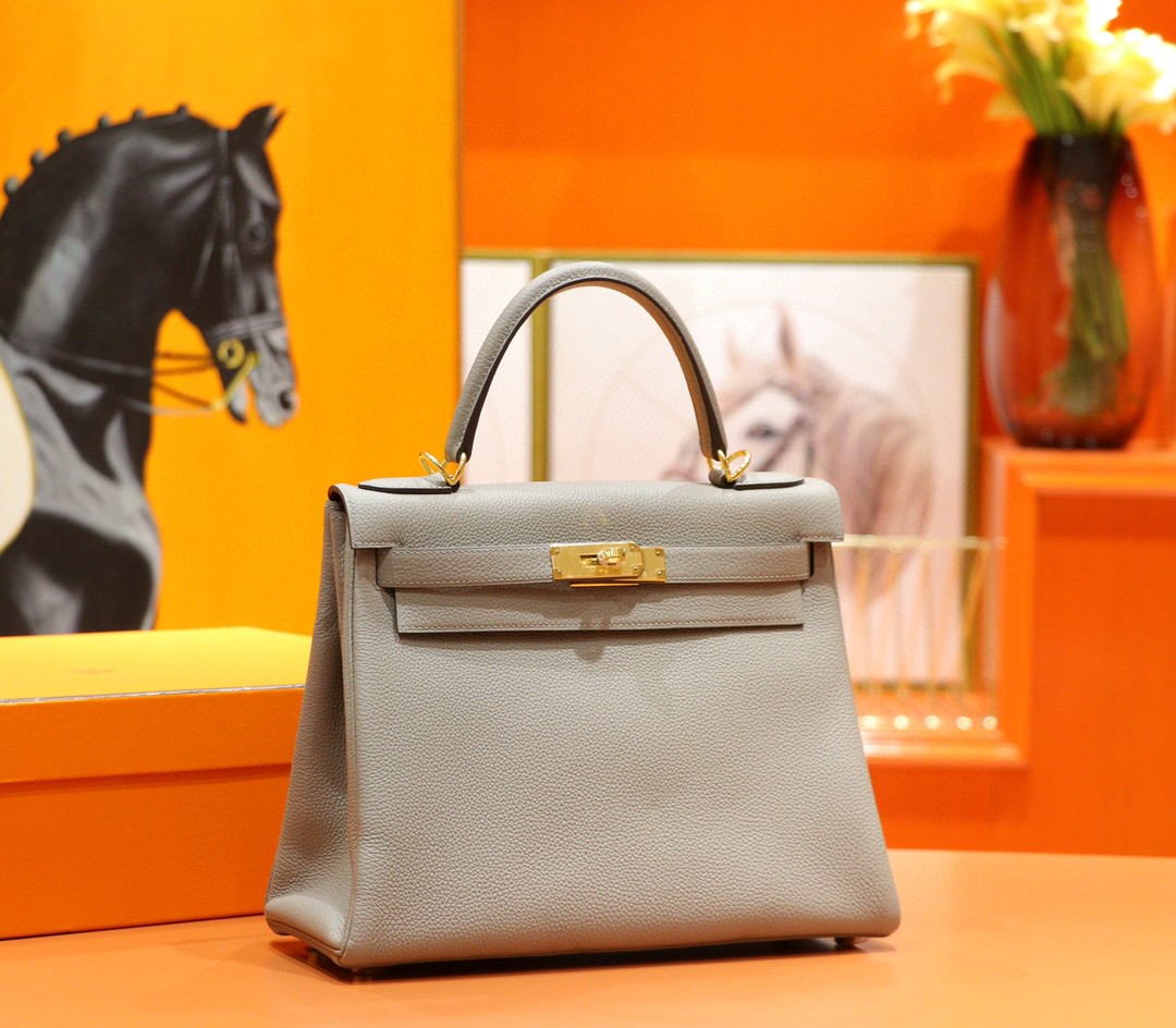Hermès（爱马仕）Kelly 沥青灰 Togo 全手缝 小牛皮 金扣 28cm