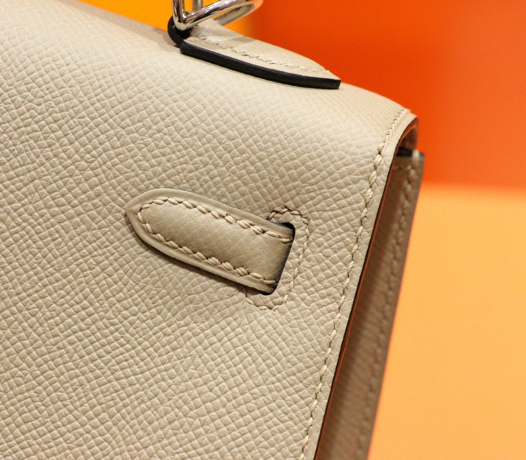Hermès（爱马仕）Kelly 凯莉包 风衣灰 Epsom 小牛皮 全手缝 银扣 25cm