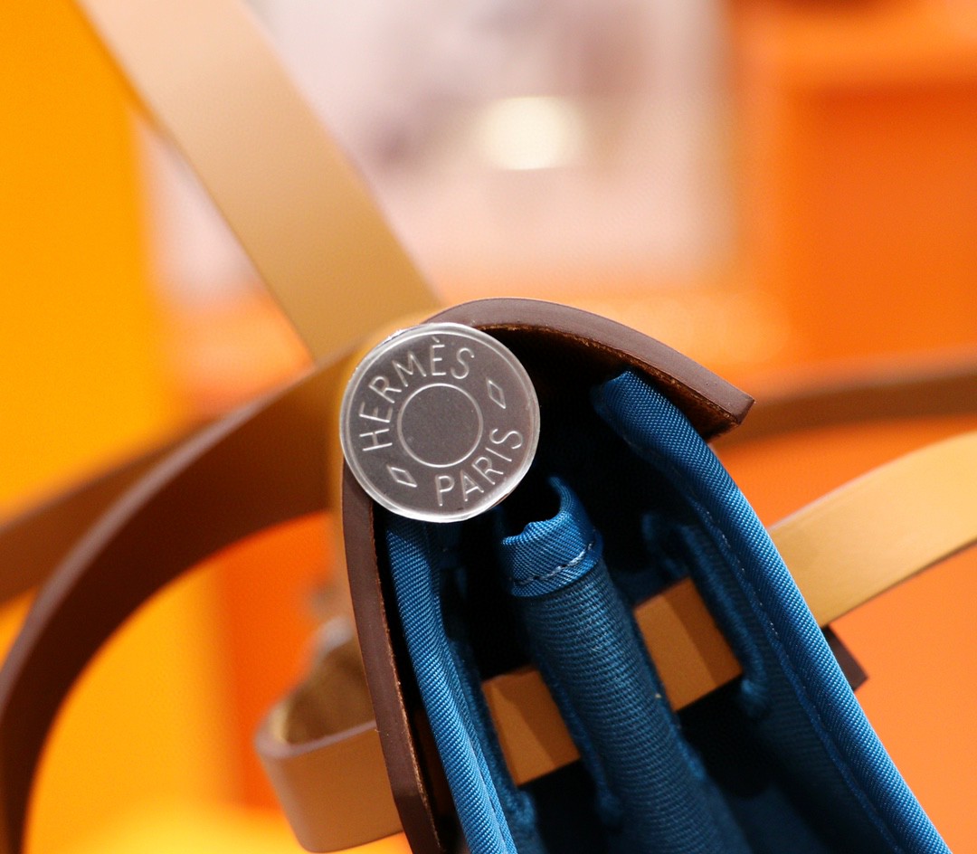 Hermès（爱马仕）Herbag 伊兹密尔蓝 原版帆布拼原厂皮 最高版本级 别银扣 31cm