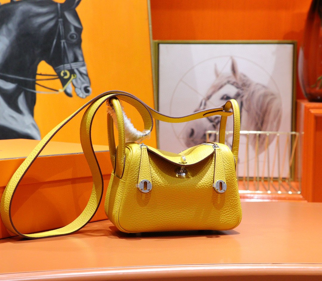 Hermès（爱马仕）Lindy 琳迪包 琥珀黄 Togo小牛皮 全手缝 银扣 20cm