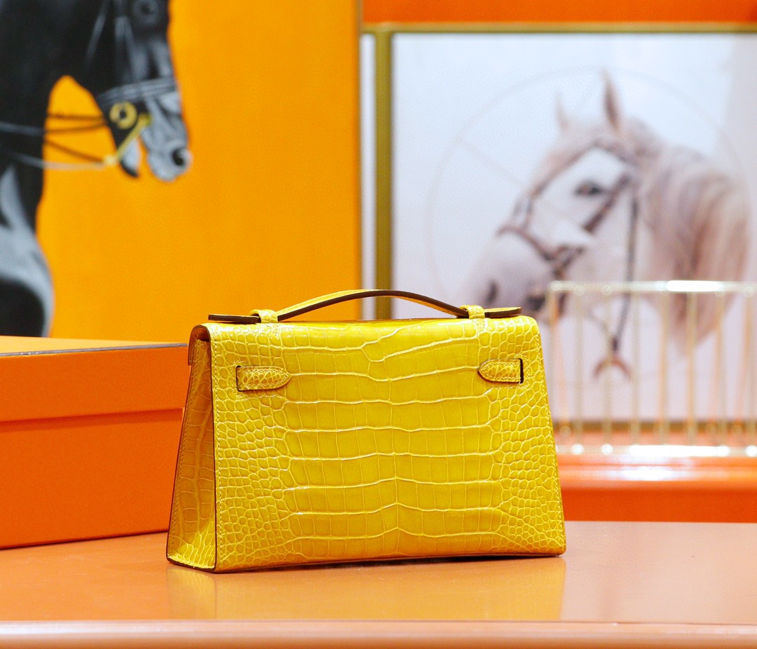 Hermès（爱马仕）Minikelly 迷你凯莉 晚宴包 亮面鳄鱼皮 琥珀黄 银扣