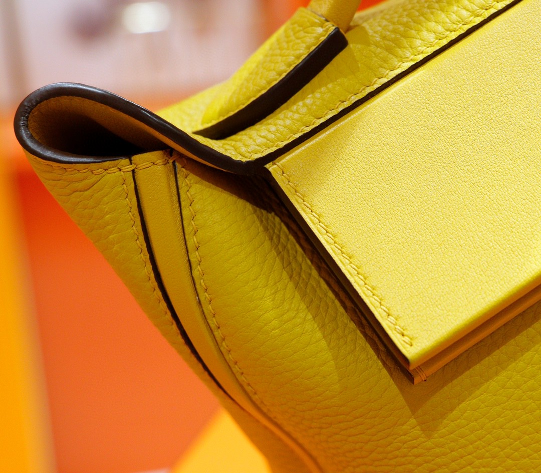 Hermès（爱马仕）H2424 琥珀黄 Evercolor拼Swift 全手缝 小牛皮 金扣