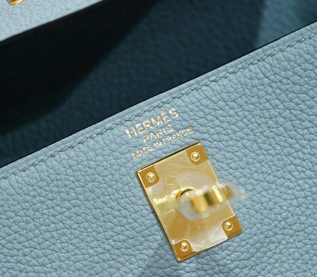 Hermès（爱马仕）Kelly 凯莉包 天青色 togo 全手缝 小牛皮 金扣 25cm