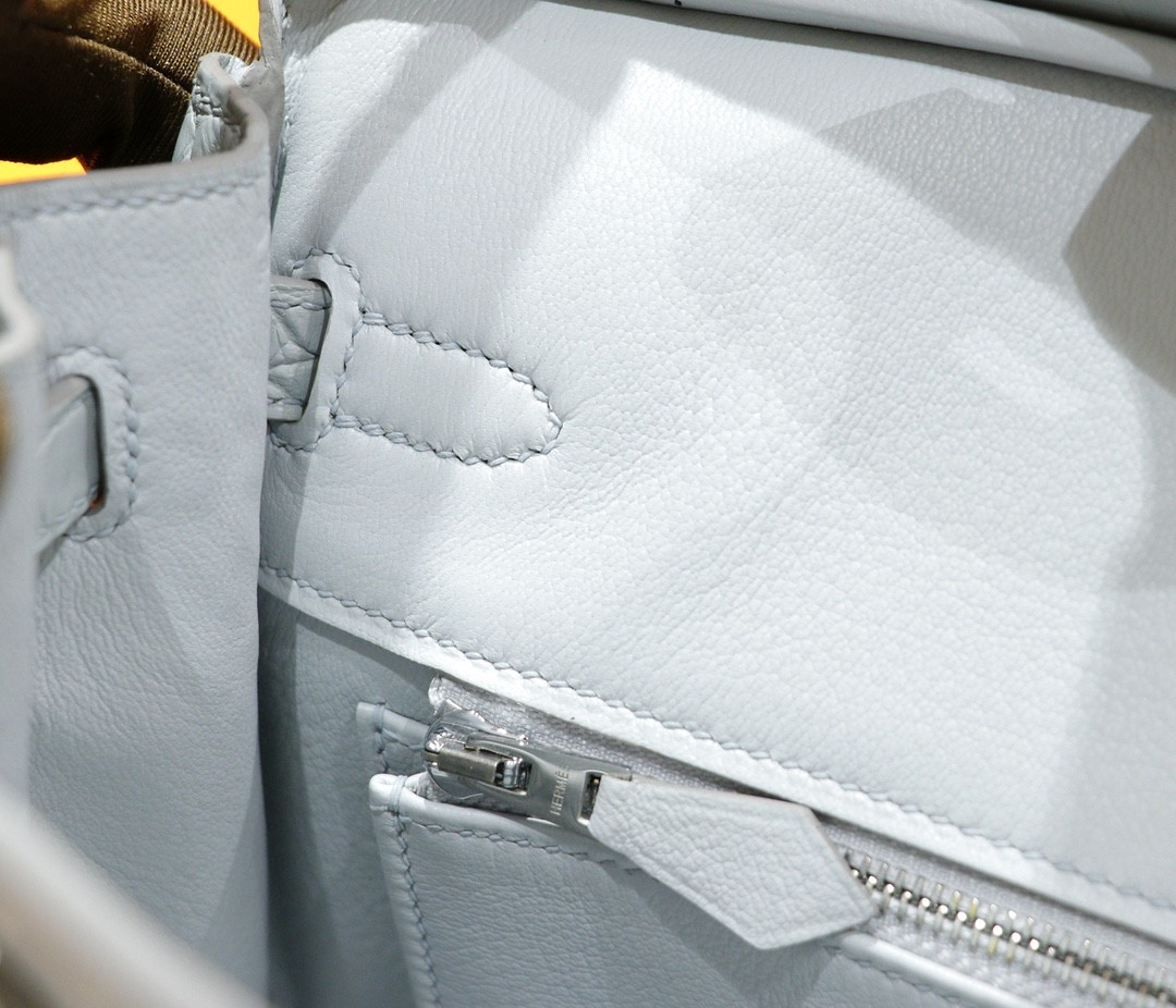 Hermès（爱马仕）Birkin 铂金包 奶油白 雾面鳄鱼皮 银扣 25cm