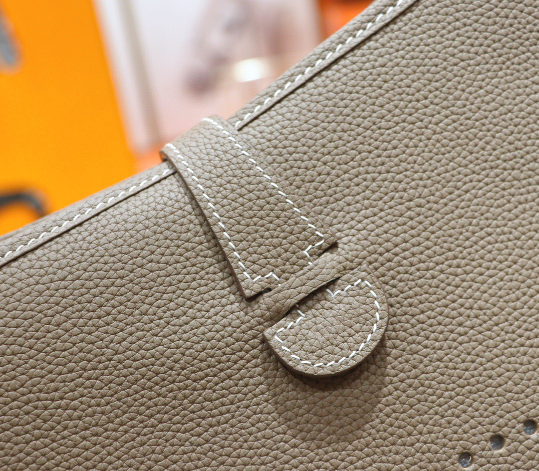 Hermès（爱马仕）Evelyne 伊芙琳 大象灰 Togo 小牛皮 银扣 28cm