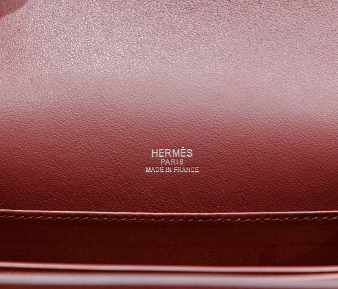 Hermès（爱马仕）Roulis 猪鼻子 酒红 Swift 全手缝 银扣 19cm