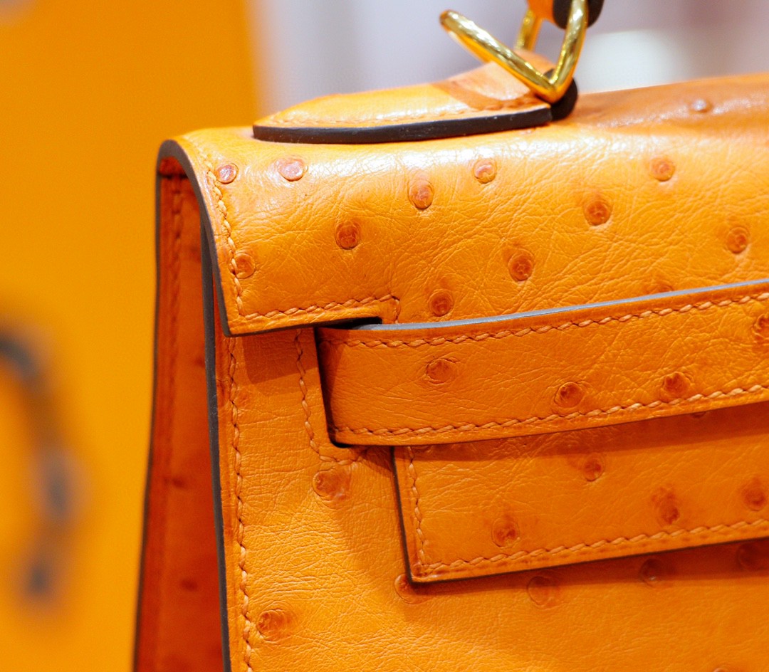 Hermès（爱马仕）Kelly 凯莉包 橙色 南非鸵鸟皮 全手缝 金扣 28cm
