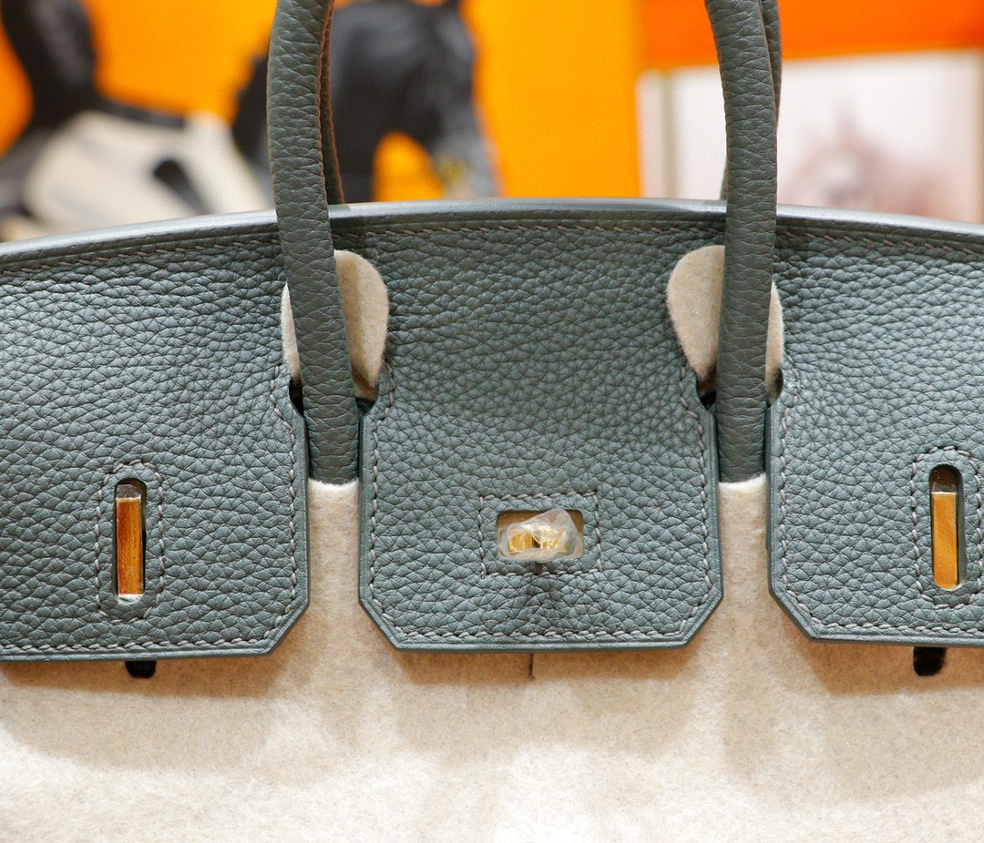 Hermès（爱马仕）Birkin 铂金包 杏仁绿 Togo 全手缝 金扣 25cm