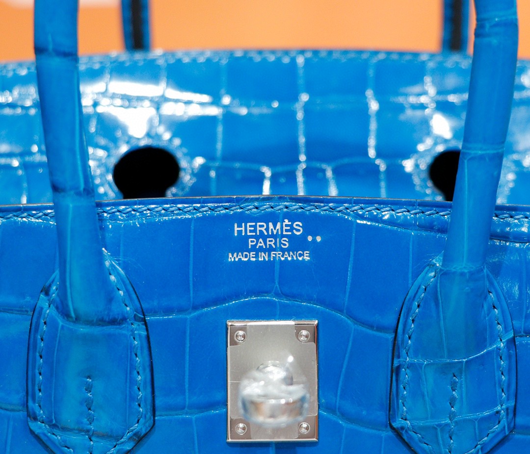 Hermès（爱马仕）Birkin 铂金包 亮面鳄鱼皮 伊兹密尔蓝 银扣 25cm