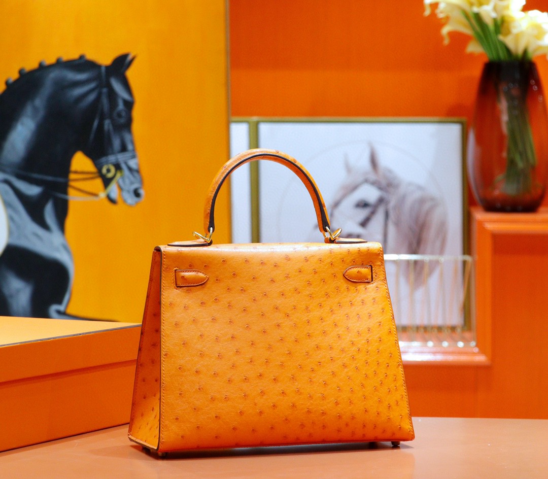 Hermès（爱马仕）Kelly 凯莉包 橙色 南非鸵鸟皮 全手缝 金扣 28cm
