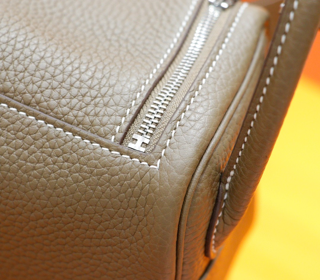 Hermès（爱马仕）Lindy 琳迪包 大象灰 全手缝 Togo小牛皮 银扣 20cm
