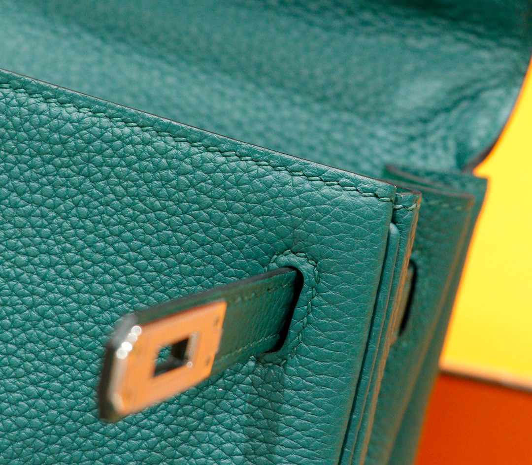 Hermès（爱马仕）Kelly 凯莉包 祖母绿 Togo 全手缝 小牛皮 银扣 25cm