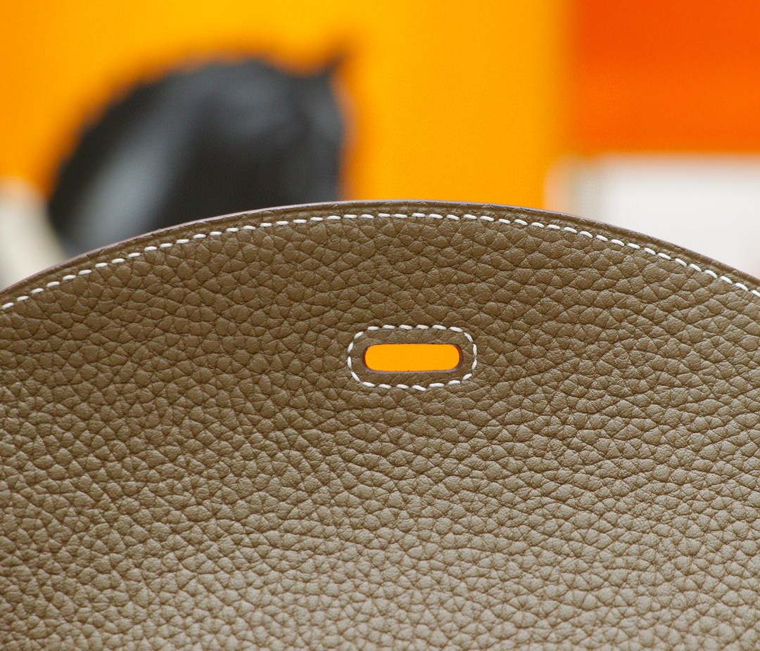 Hermès（爱马仕）Lindy 琳迪包 大象灰 Togo 全手缝 银扣 30cm