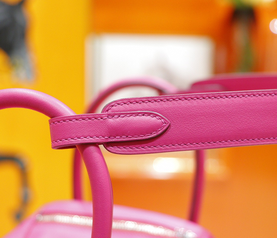 Hermès（爱马仕）Lindy 琳迪包 玫瑰紫 Swift皮 银扣 30cm 全手缝