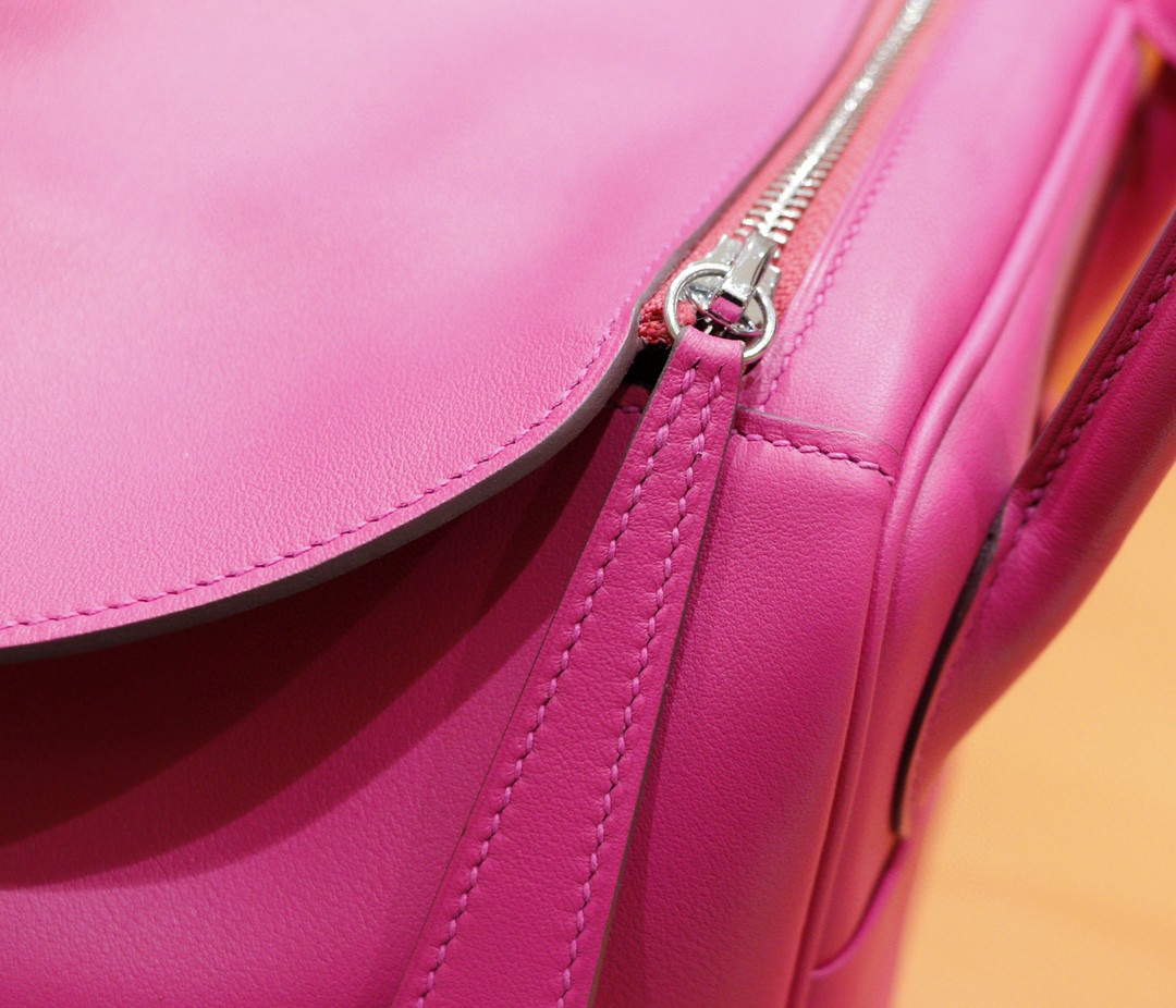 Hermès（爱马仕）Lindy 琳迪包 玫瑰紫 Swift皮 银扣 30cm 全手缝