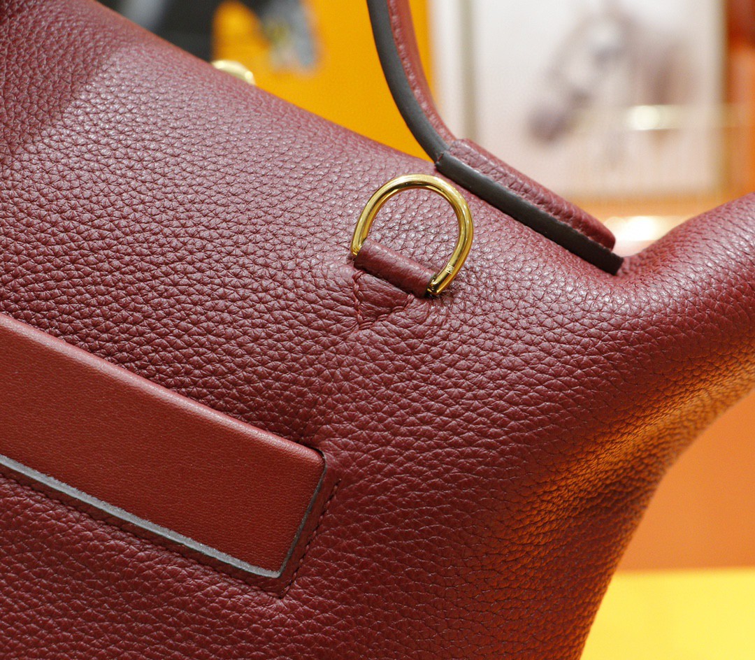 Hermès（爱马仕）H2424 酒红色 Evercolor拼Swift 全手缝小牛皮 金扣