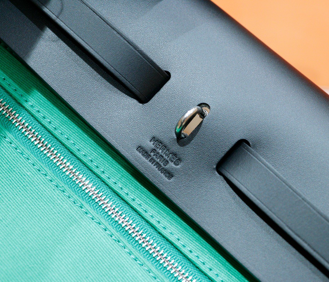Hermès（爱马仕）Herbag 竹子绿 原版帆布拼原厂皮 最高版本 银扣 31cm