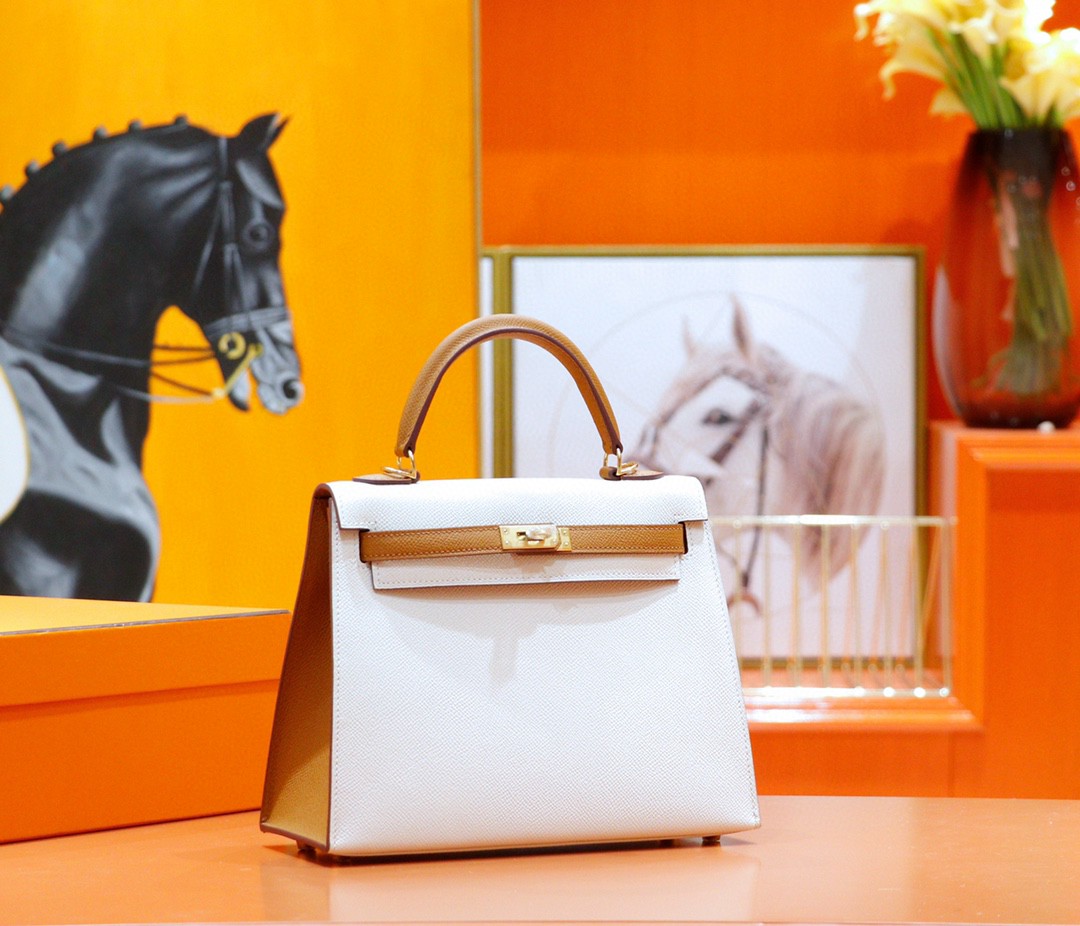 Hermès（爱马仕）Kelly 凯莉包 奶昔白拼金棕 Epsom 全手缝 金扣 25cm