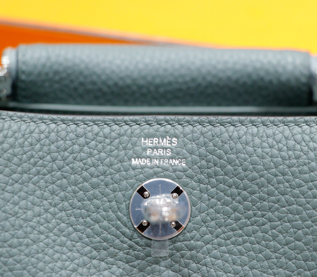 Hermès（爱马仕）Lindy 杏仁绿 Togo 全手缝 银扣 20cm