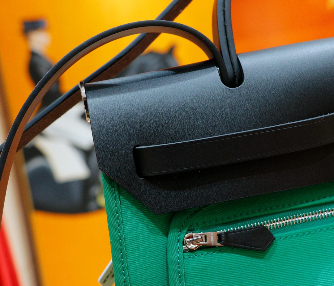 Hermès（爱马仕）Herbag 竹子绿 原版帆布拼原厂皮 最高版本 银扣 31cm