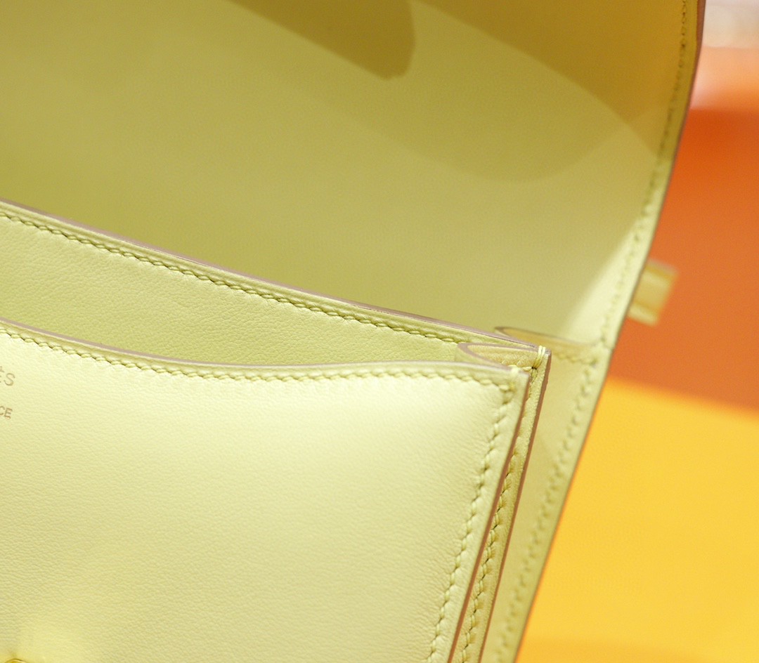 Hermès（爱马仕）Constance 空姐包 小鸡黄 Swift 全手缝 金扣 19cm