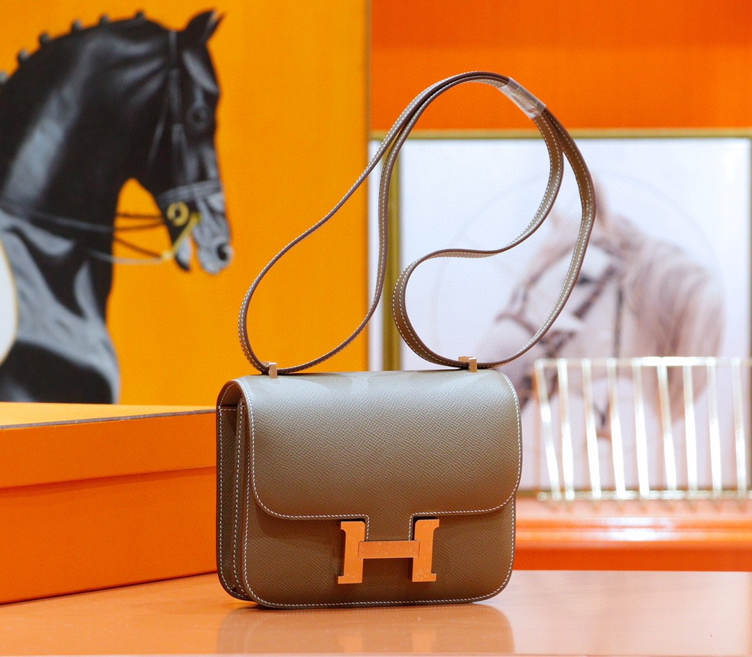Hermès（爱马仕）Constance 空姐包 大象灰 Epsom 全手缝 浅金扣 19cm