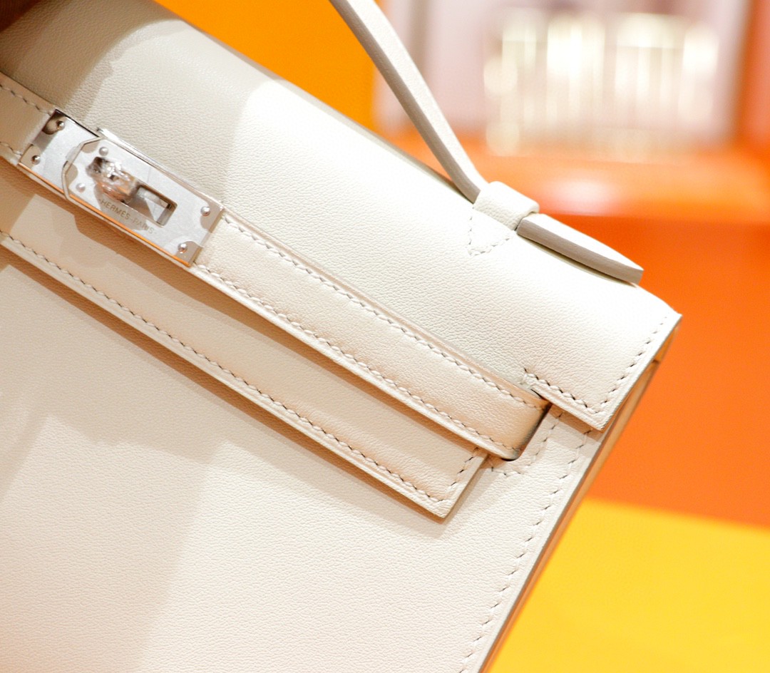 Hermès（爱马仕）Minikelly 迷你凯莉 奶昔白 Swift 全手缝 银扣 22cm 晚宴包