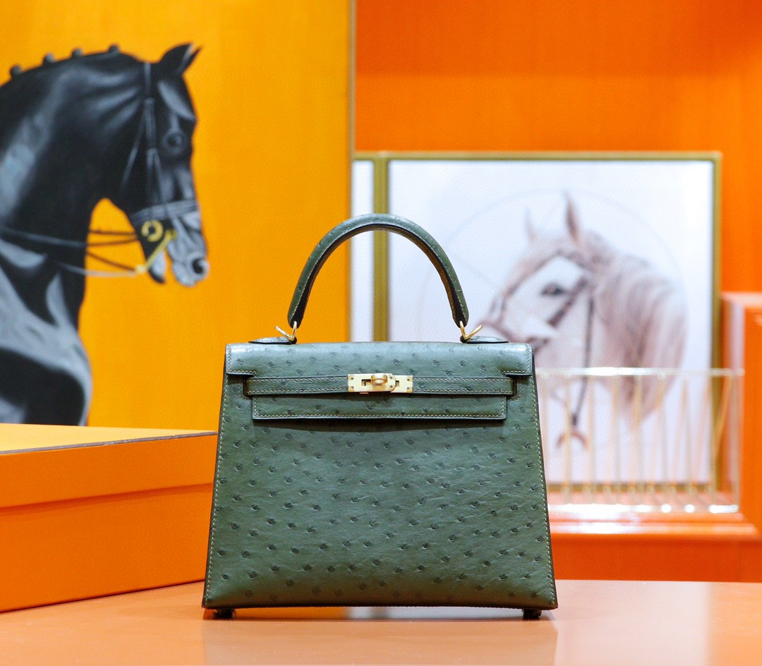 Hermès（爱马仕）Kelly 凯莉包 军绿色 南非鸵鸟皮 全手缝 金扣 25cm