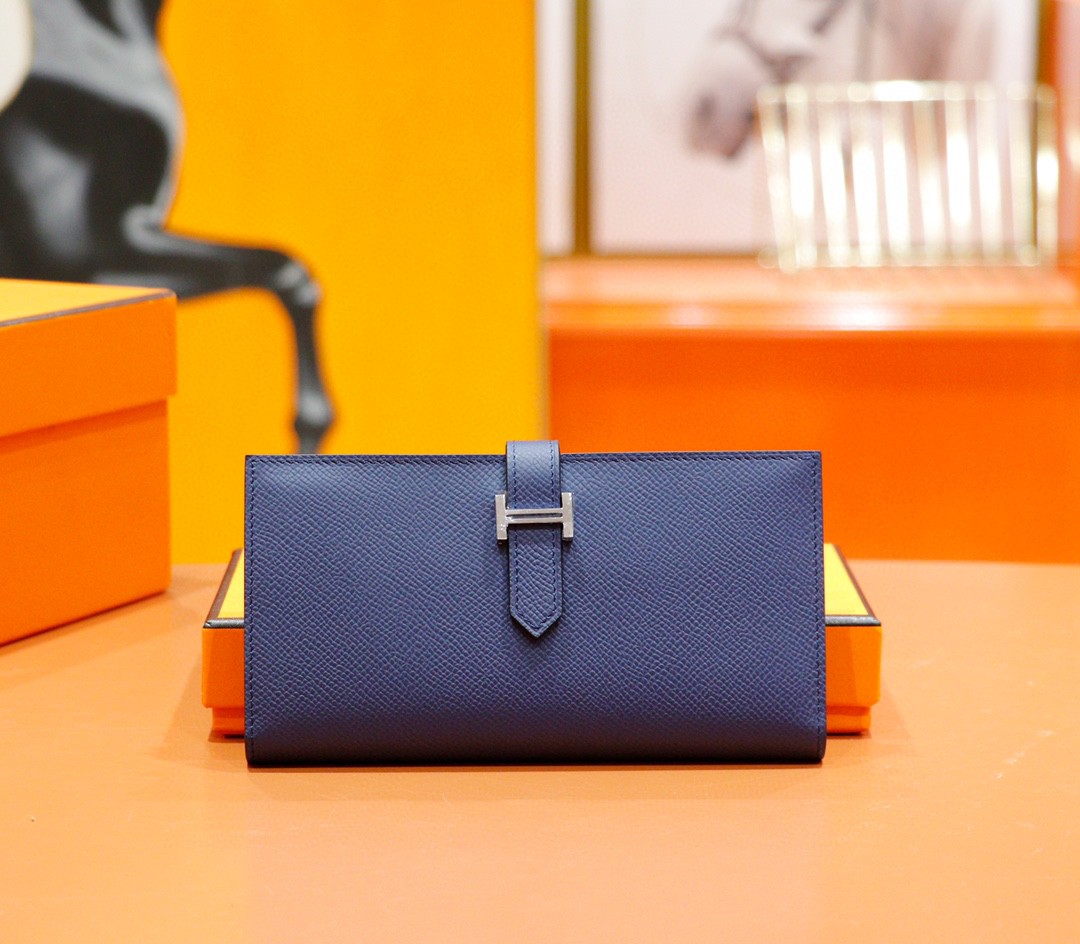 Hermès（爱马仕）Beran 长款钱夹 宝蓝 Epsom 全手缝 银扣