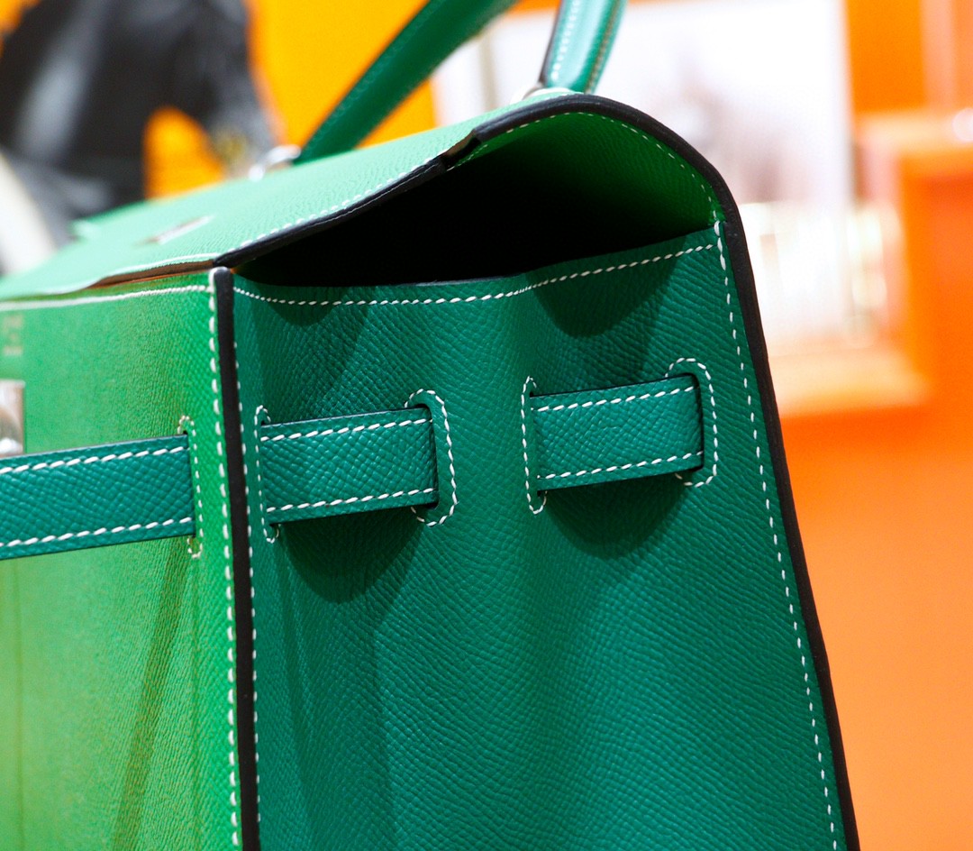 Hermès（爱马仕）Kelly 凯莉包 竹子绿拼丝绒绿 Epsom 全手缝 磨砂 银扣 40cm