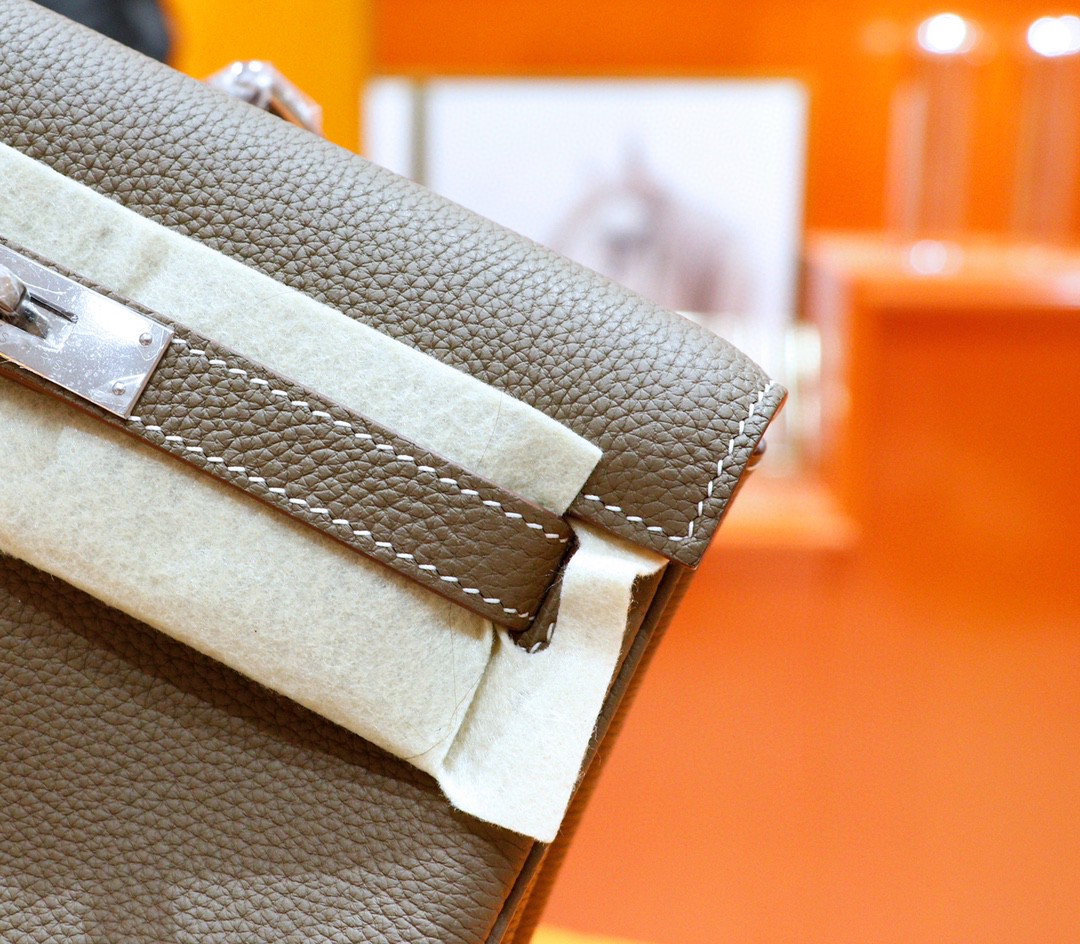 Hermès（爱马仕）Kelly ado 双肩包 大象灰 Togo 全手缝 银扣