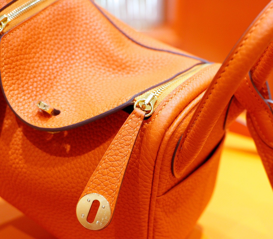 Hermès（爱马仕）Lindy 琳迪包 橙色 Togo 全手缝 金扣 20cm