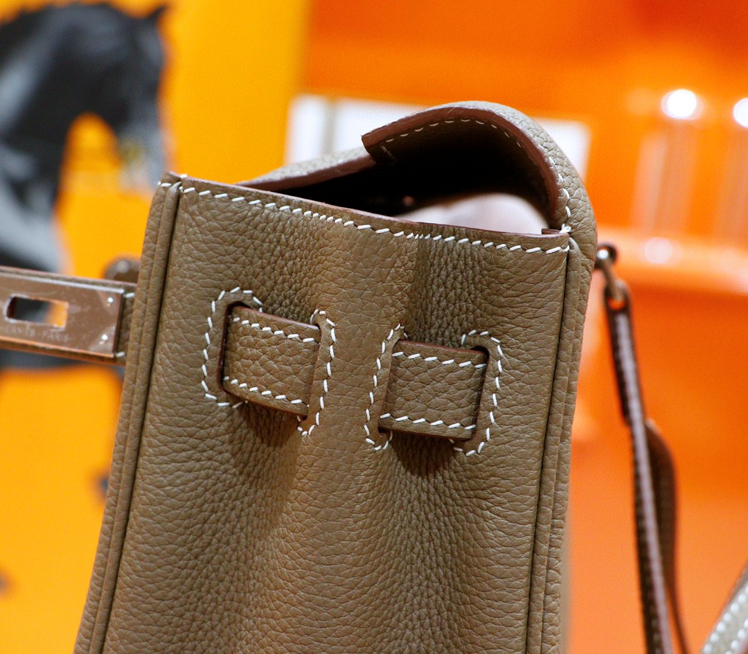 Hermès（爱马仕）Kelly ado 双肩包 大象灰 Togo 全手缝 银扣