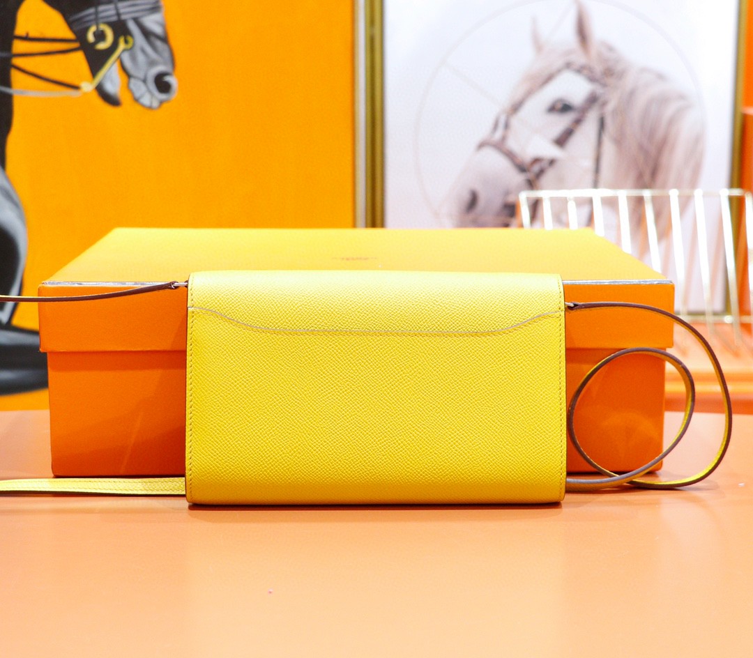 Hermès（爱马仕）Constance ToGo 琥珀黄 Epsom 全手缝 银扣