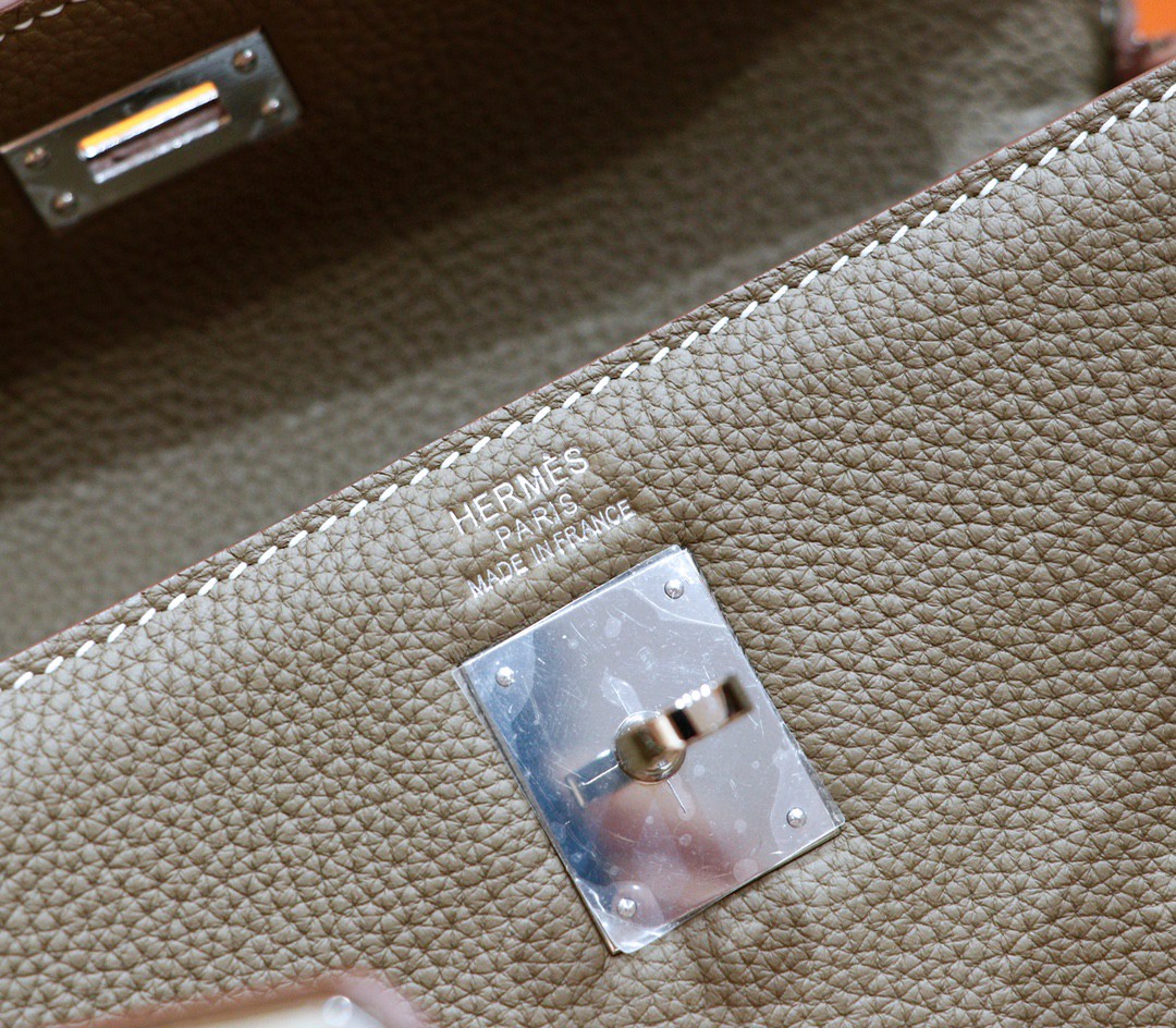 Hermès（爱马仕）Kelly ado 双肩包 大象灰 Togo 全手缝 银扣