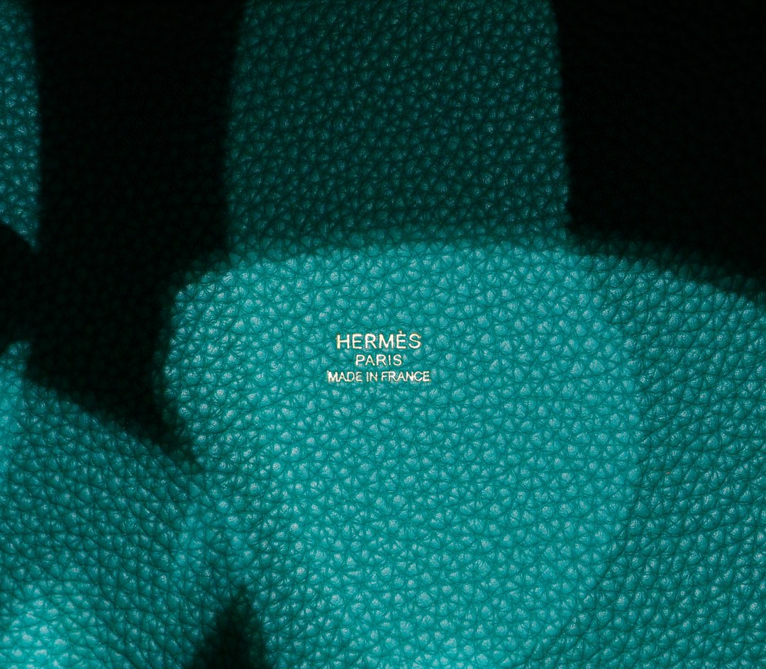 Hermès（爱马仕）Picotin 菜篮子 丝绒绿 Togo 全手缝 金扣 18cm
