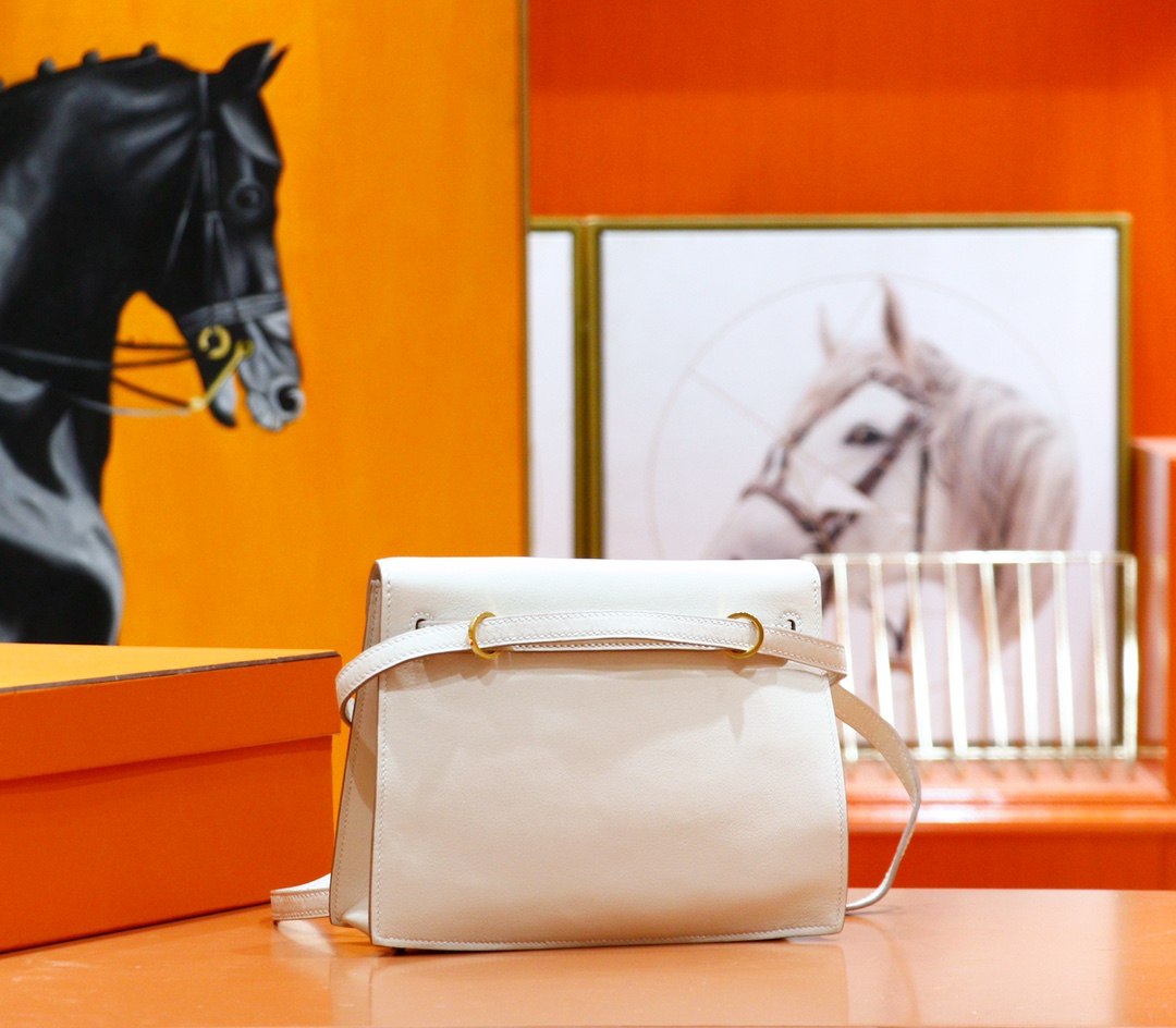Hermès（爱马仕）Kelly Dance 跳舞包 奶昔白 Evercolor 全手缝 金扣