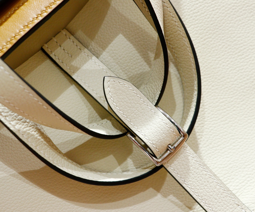 Hermès（爱马仕）Halzan Evercolor 拼 Swift 奶油白 拼 芝麻色 全手缝 银扣 25cm