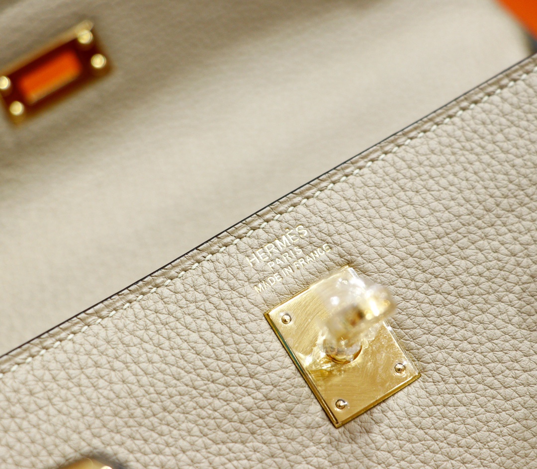 Hermès（爱马仕）Kelly 凯莉包 风衣灰 Togo 全手缝 金扣 25cm