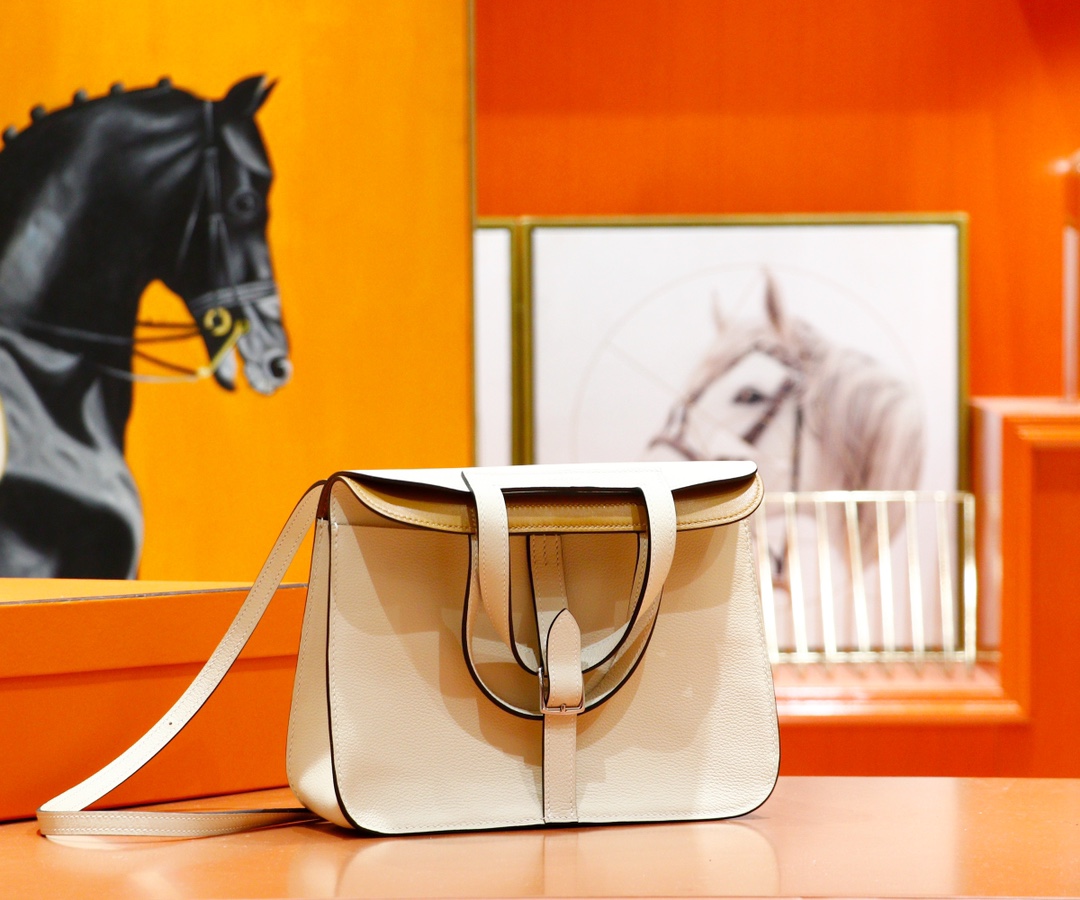 Hermès（爱马仕）Halzan Evercolor 拼 Swift 奶油白 拼 芝麻色 全手缝 银扣 25cm