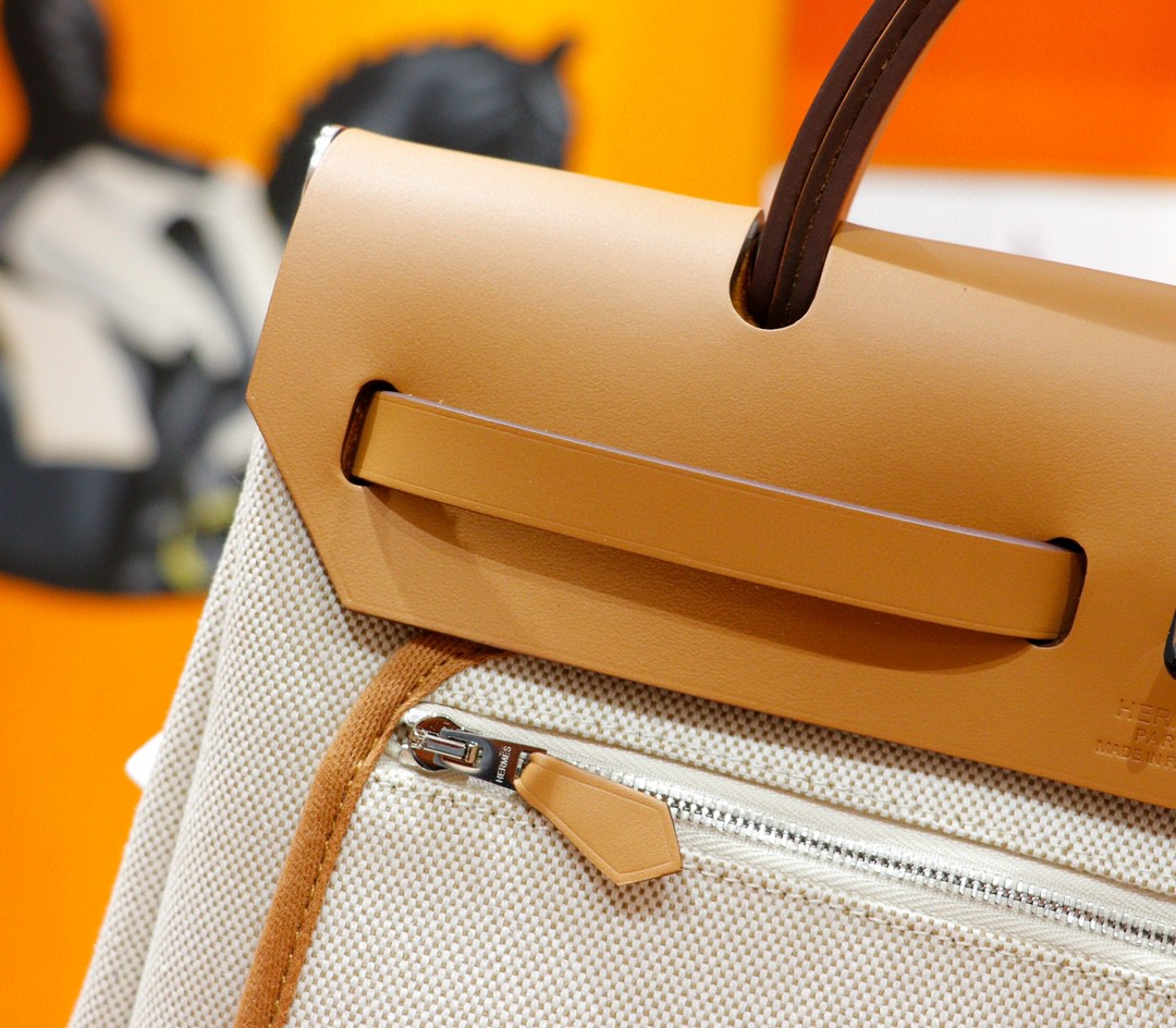 Hermès（爱马仕）Herbag 米棕色 原版帆布拼原厂皮 最高版本 银扣 31cm