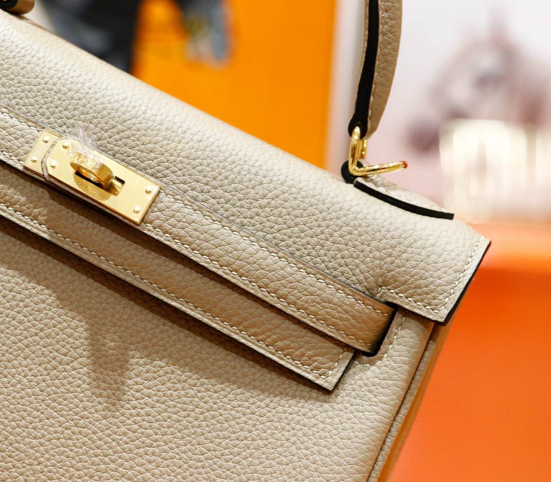 Hermès（爱马仕）Kelly 凯莉包 风衣灰 Togo 全手缝 金扣 25cm