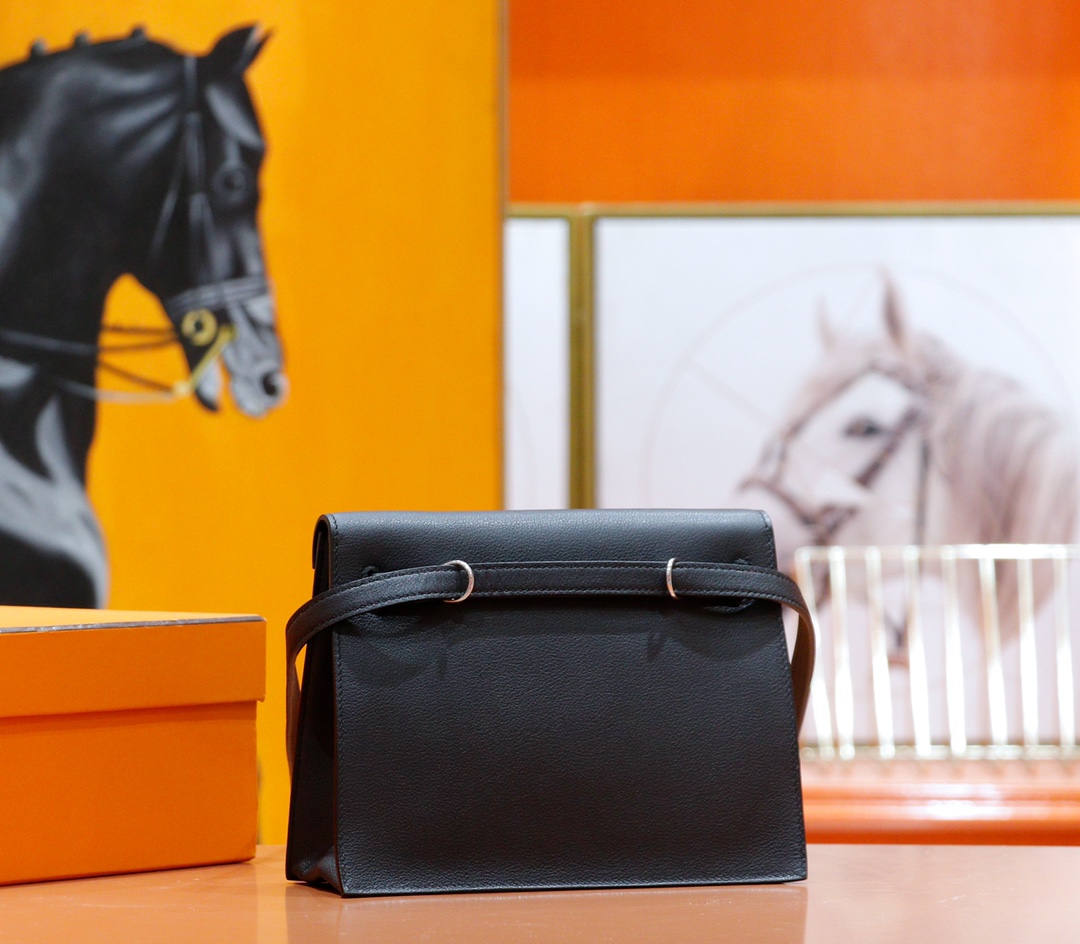 Hermès（爱马仕）Kelly Danse 跳舞包 黑色 Evercolor 全手缝 银扣