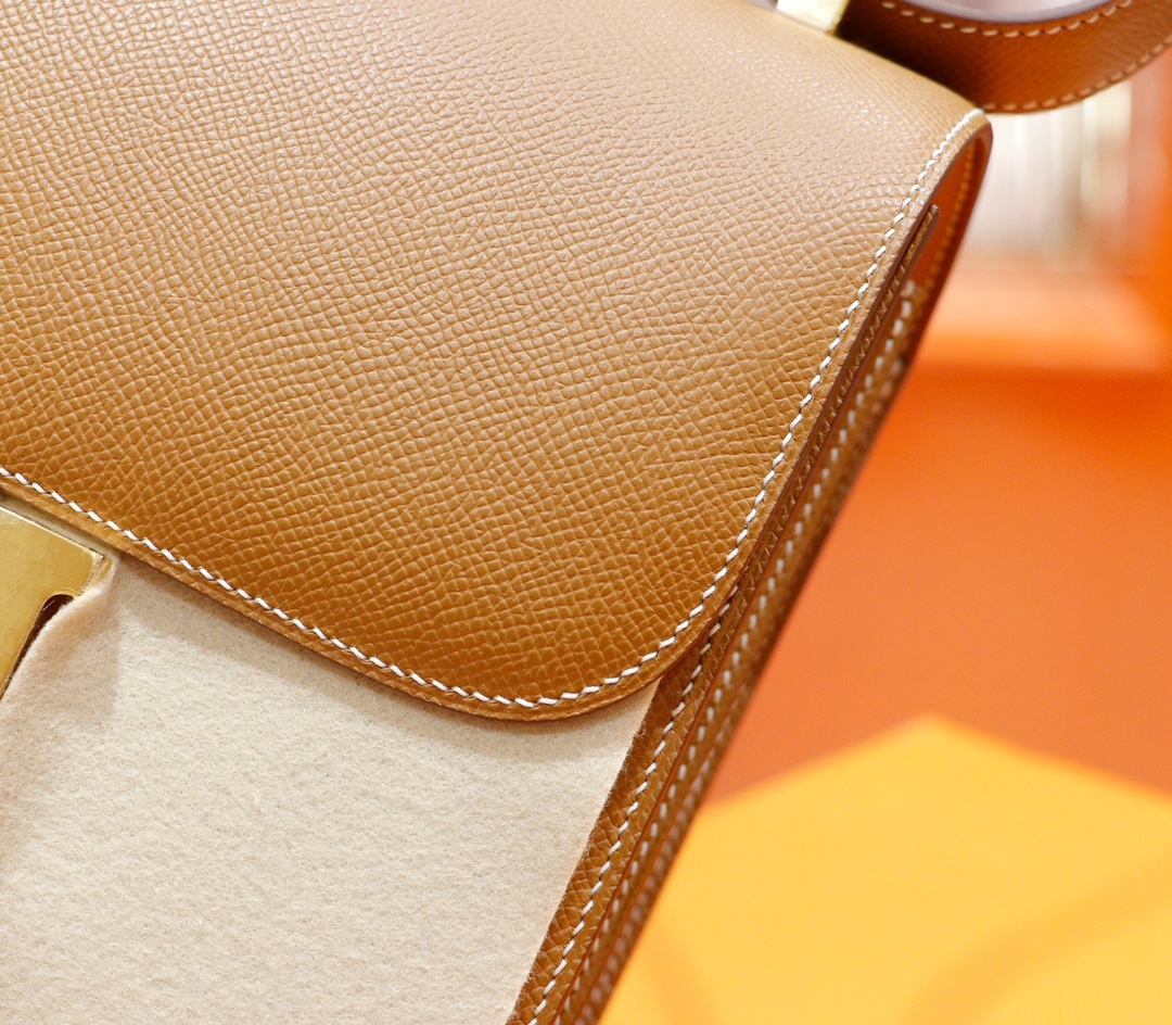 Hermès（爱马仕）Constance 空姐包 金棕 Epsom 全手缝 金扣 24cm