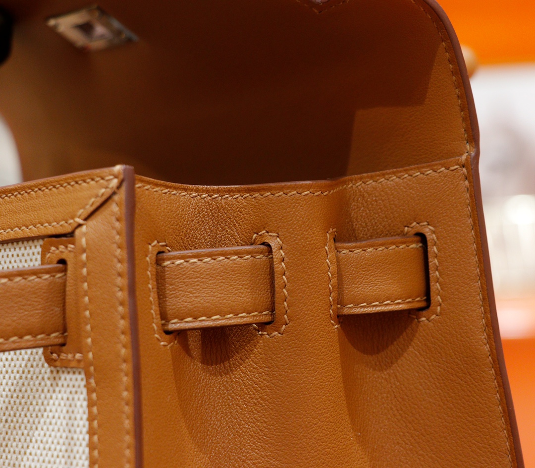 Hermès（爱马仕）Kelly 凯莉包 金棕 Swift 拼 原版帆布 全手缝 银扣 28cm