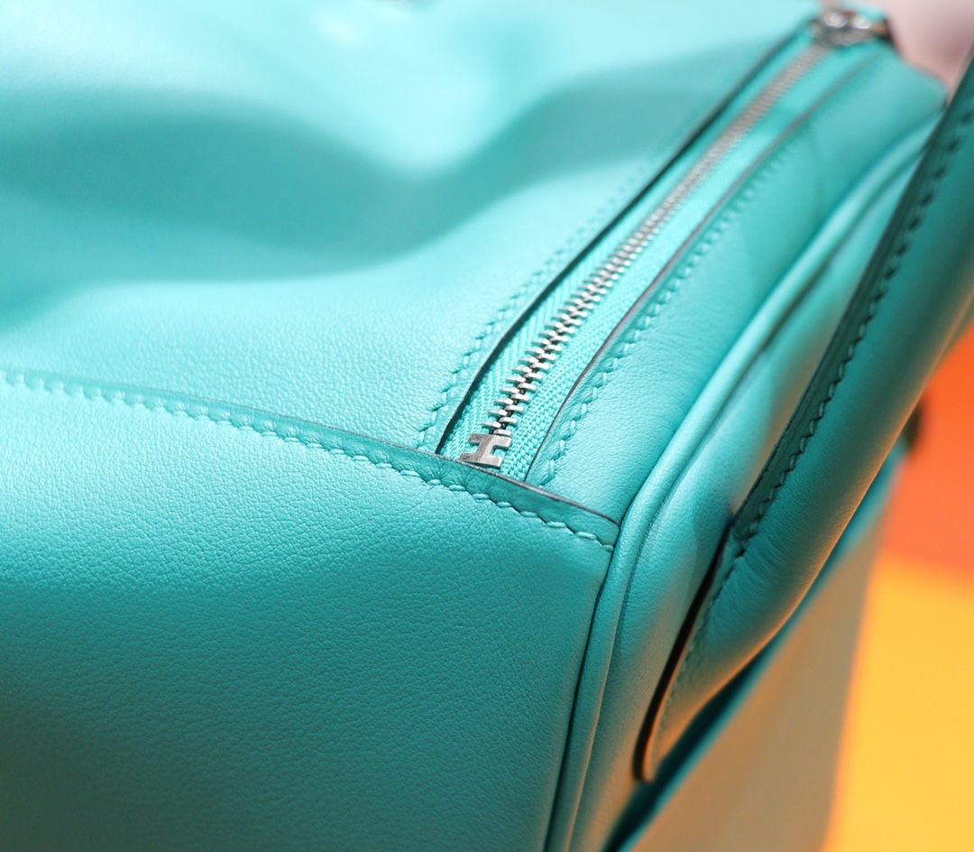 Hermès（爱马仕）Lindy 琳迪包 孔雀绿 Swift 全手缝 银扣 26cm